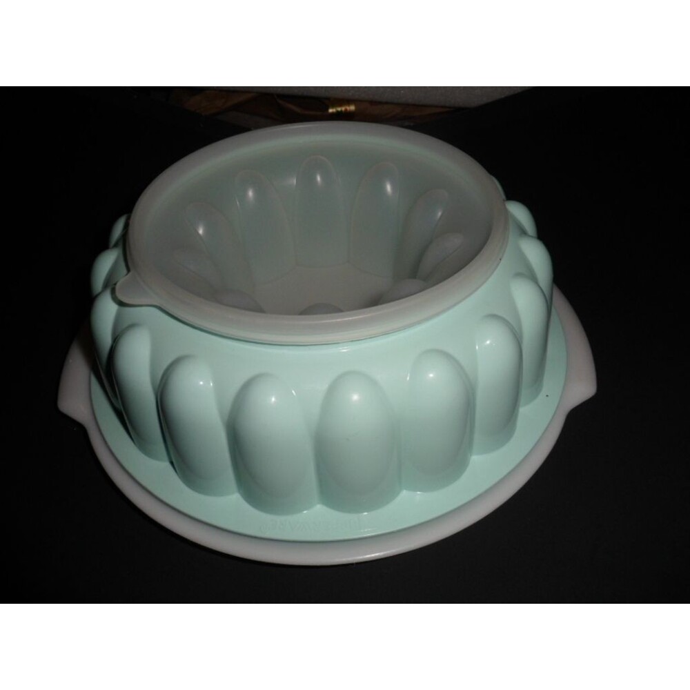 Vintage Tupperware Jel N Serve Jello Mold Classic Green 3 Piece Holiday Party